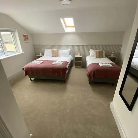 Tatlers بيت ضيافة 3*