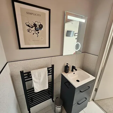 بيت ضيافة Tatlers 3*