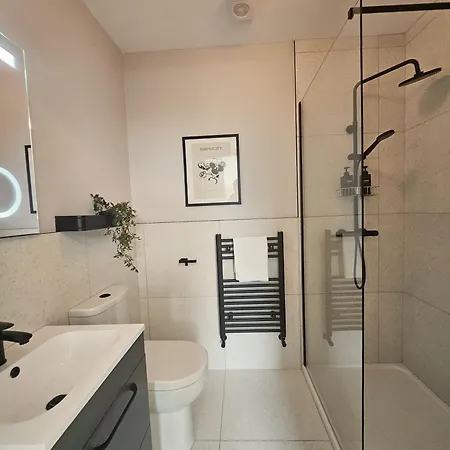 Tatlers بيت ضيافة