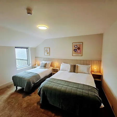 Tatlers بيت ضيافة روسكومون