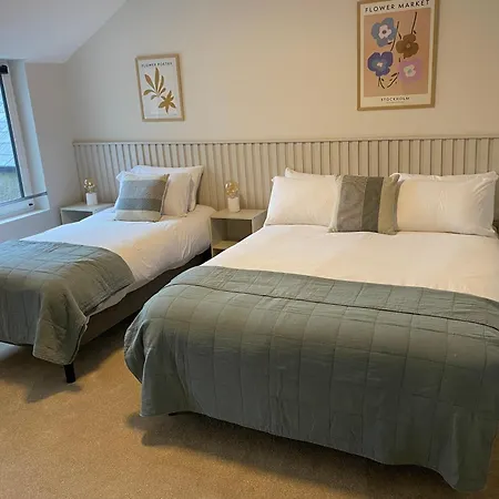 Tatlers بيت ضيافة 3*