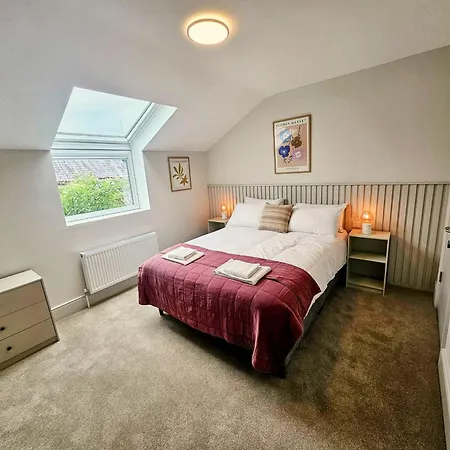 Tatlers بيت ضيافة