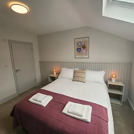 Tatlers بيت ضيافة روسكومون